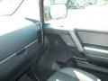 Galaxy Black - Titan SE Crew Cab Photo No. 20