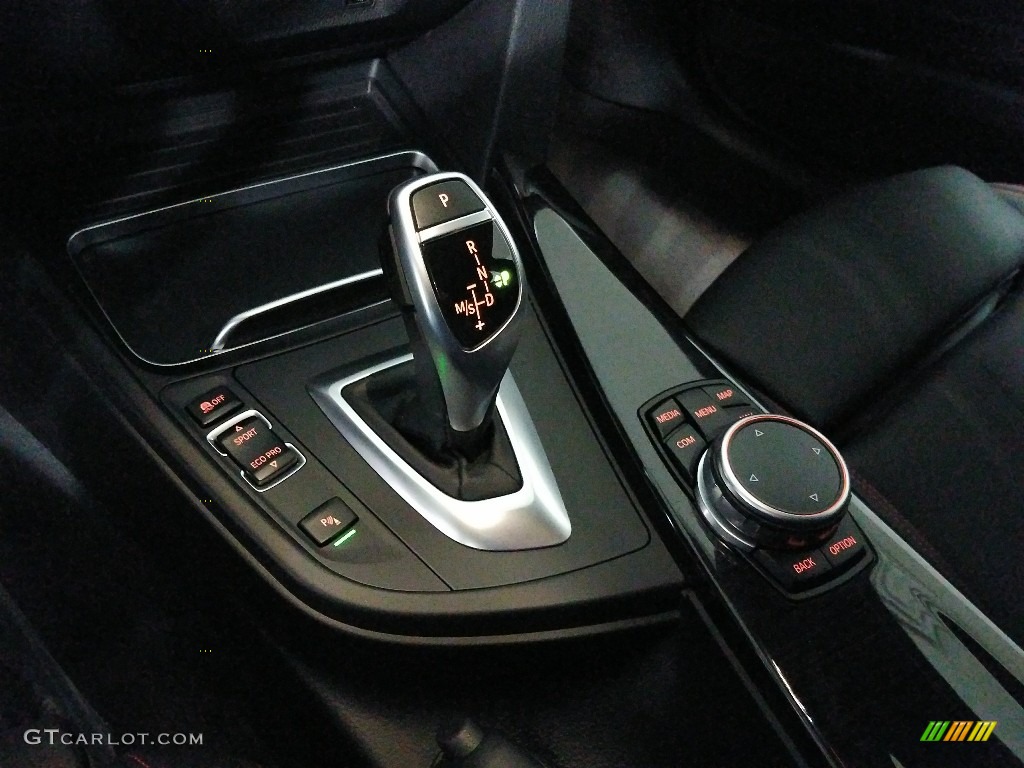 2017 3 Series 330i xDrive Sports Wagon - Alpine White / Black photo #16