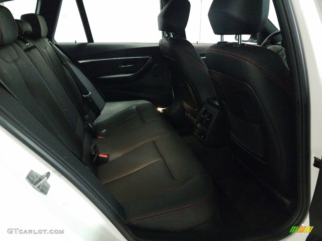 2017 3 Series 330i xDrive Sports Wagon - Alpine White / Black photo #23