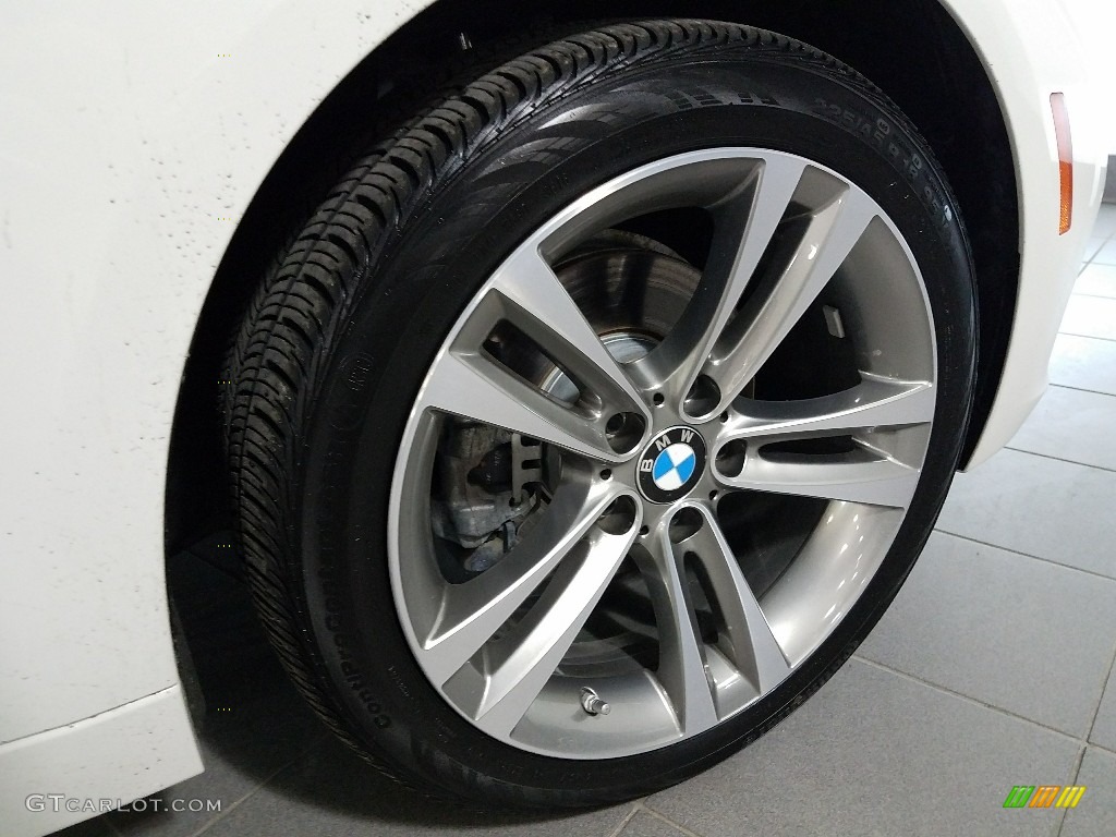 2017 3 Series 330i xDrive Sports Wagon - Alpine White / Black photo #28