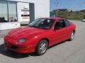 1998 Bright Red Pontiac Sunfire SE Coupe  photo #2