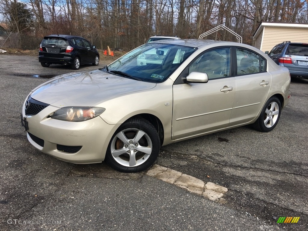 Shimmering Sand Mica Mazda MAZDA3