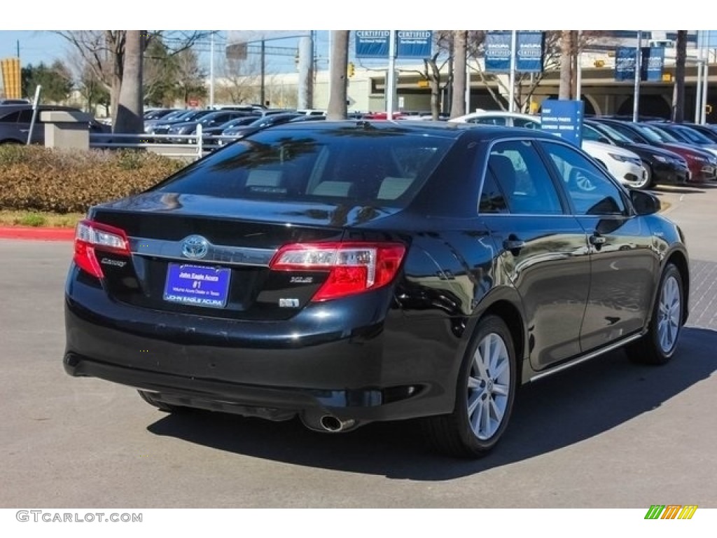 2014 Camry Hybrid XLE - Attitude Black Metallic / Ash photo #7