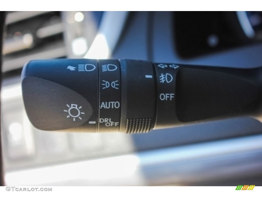 2014 Camry Hybrid XLE - Attitude Black Metallic / Ash photo #38