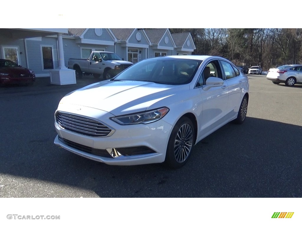 2018 Fusion SE AWD - White Platinum / Ebony photo #3