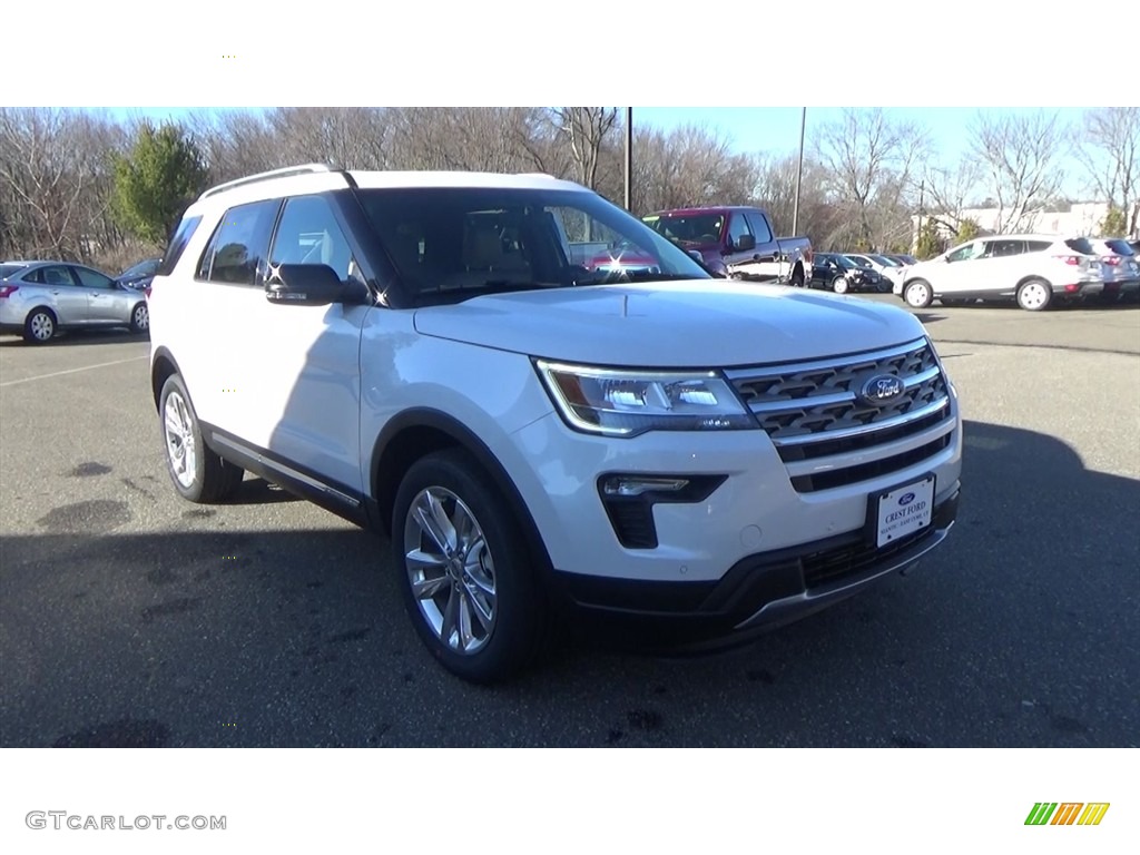 2018 Explorer XLT 4WD - White Platinum / Medium Stone photo #1