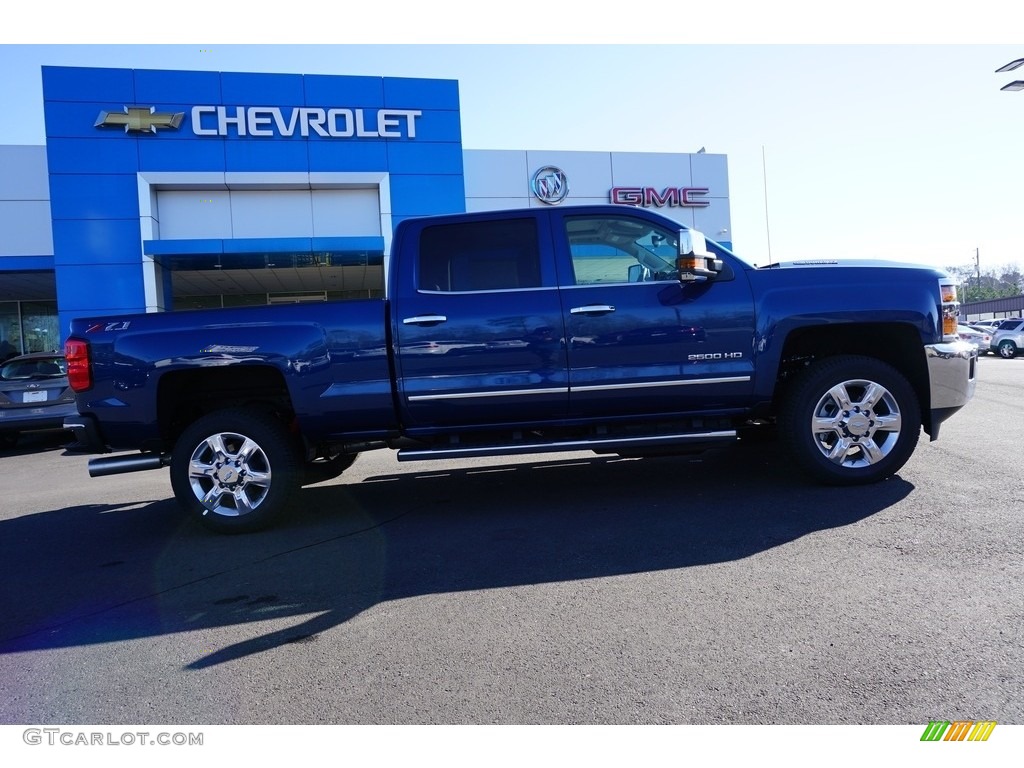 2018 Silverado 2500HD LTZ Crew Cab 4x4 - Deep Ocean Blue Metallic / Cocoa/­Dune photo #8