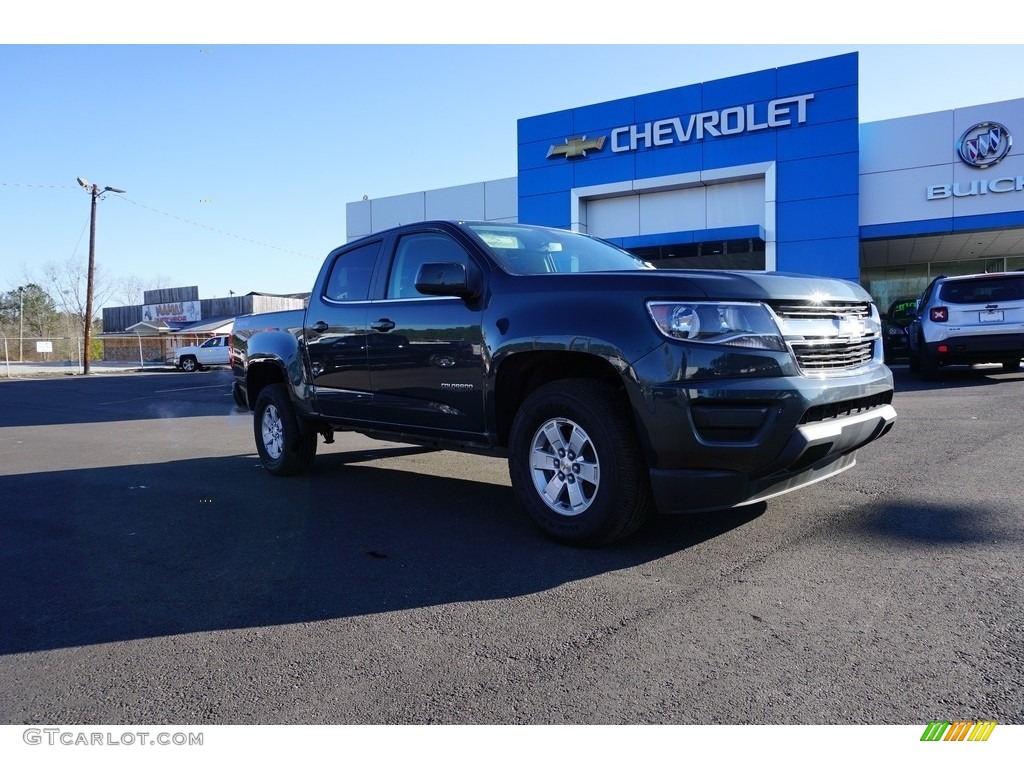 Cyber Gray Metallic Chevrolet Colorado