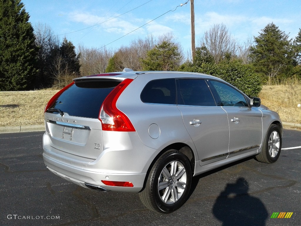 2017 XC60 T5 AWD Inscription - Bright Silver Metallic / Off Black photo #6