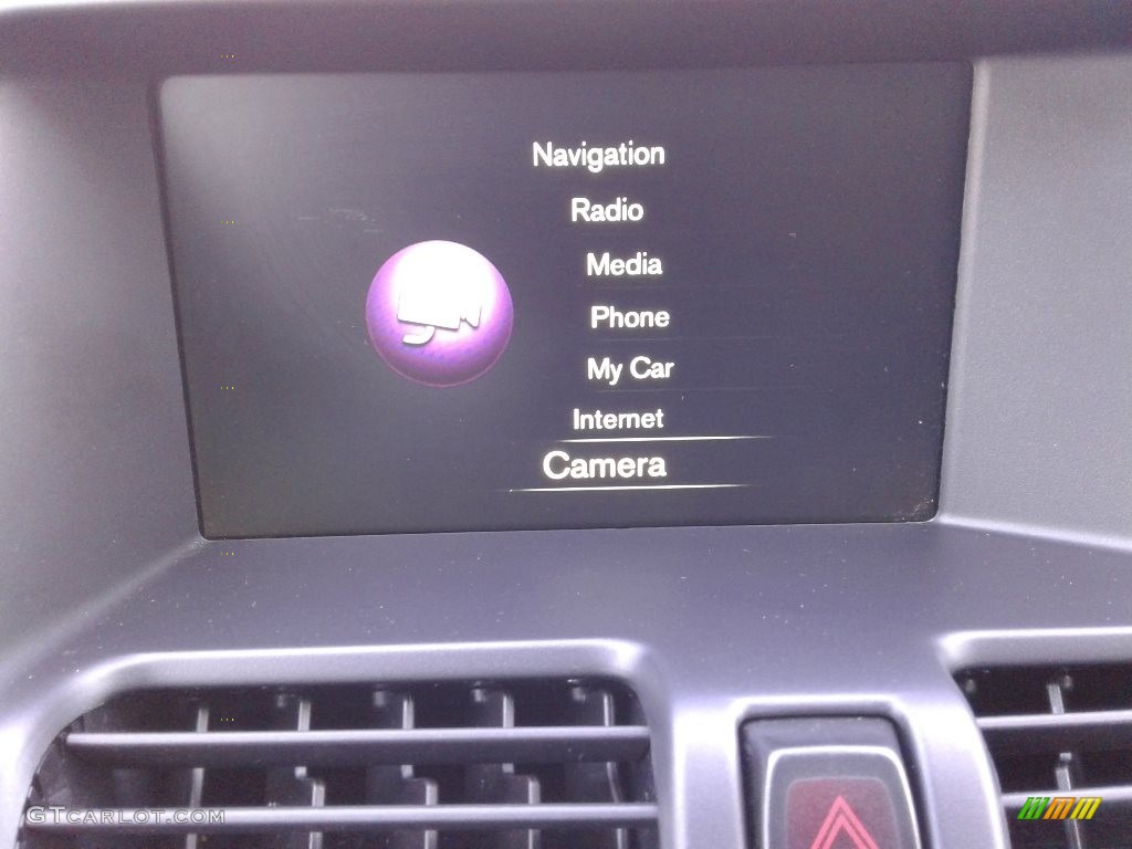 2017 XC60 T5 AWD Inscription - Bright Silver Metallic / Off Black photo #22