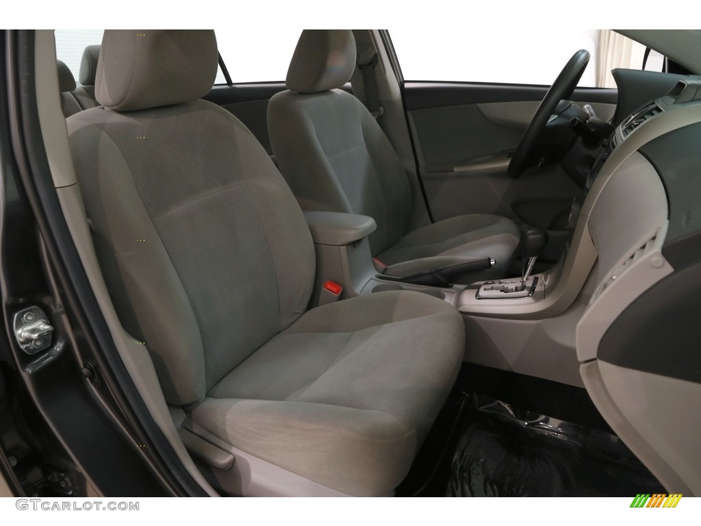2013 Corolla LE - Magnetic Gray Metallic / Ash photo #12