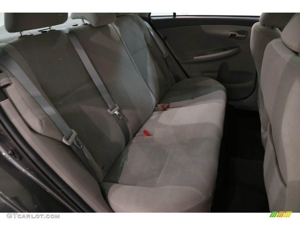 2013 Corolla LE - Magnetic Gray Metallic / Ash photo #13