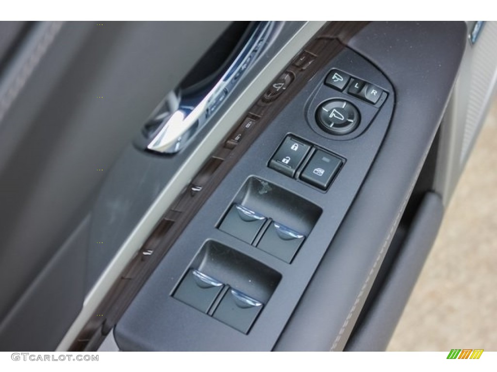 2017 RLX Advance - Bellanova White Pearl / Ebony photo #13