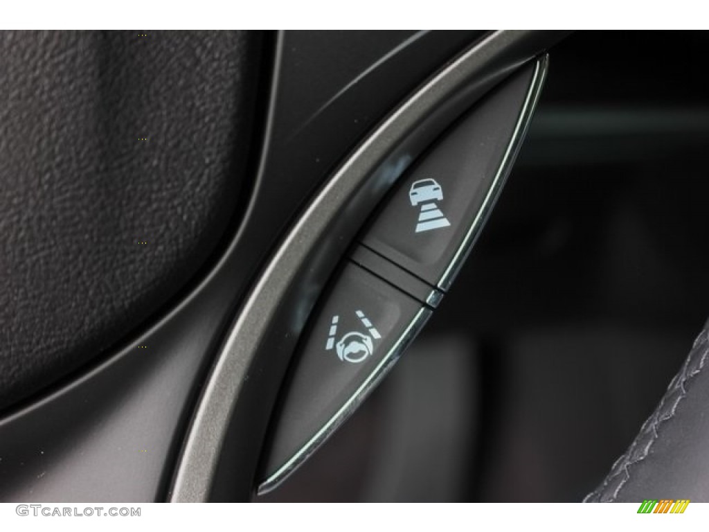 2017 RLX Advance - Bellanova White Pearl / Ebony photo #45