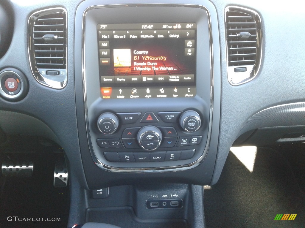 2018 Dodge Durango SRT AWD Controls Photo #124913999