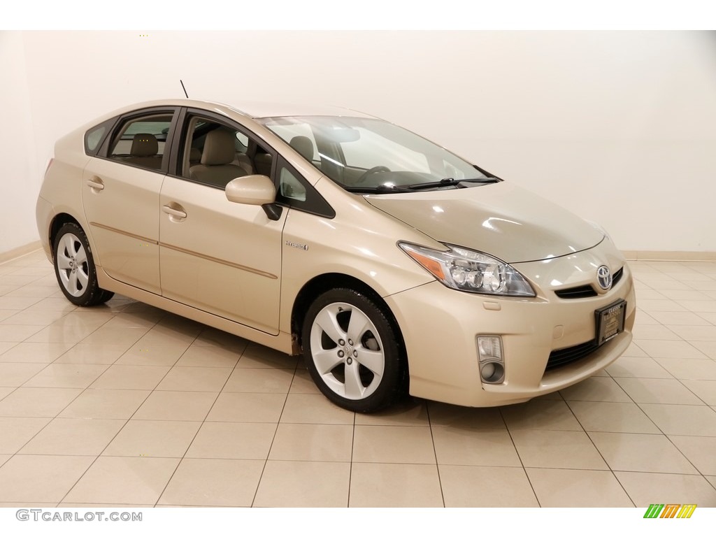 2010 Prius Hybrid V - Sandy Beach Metallic / Bisque photo #1