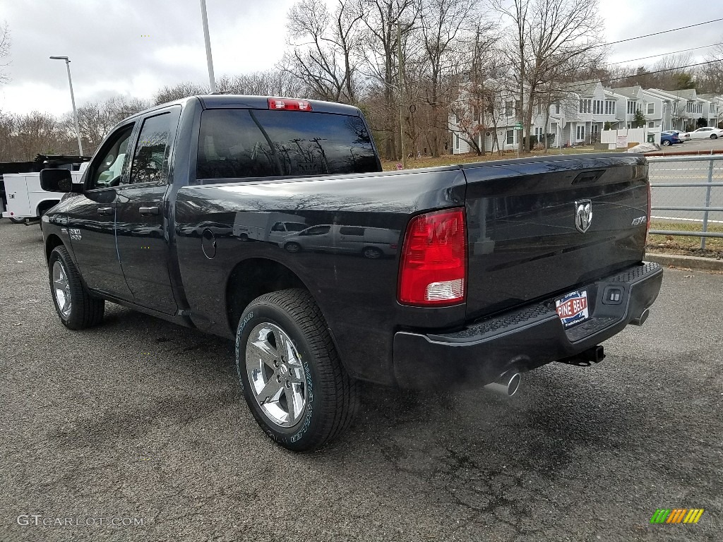2018 1500 Express Quad Cab 4x4 - Granite Crystal Metallic / Black/Diesel Gray photo #4