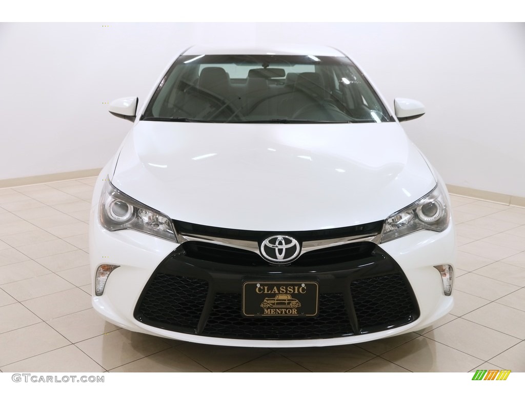 2015 Camry SE - Blizzard Pearl White / Black photo #2