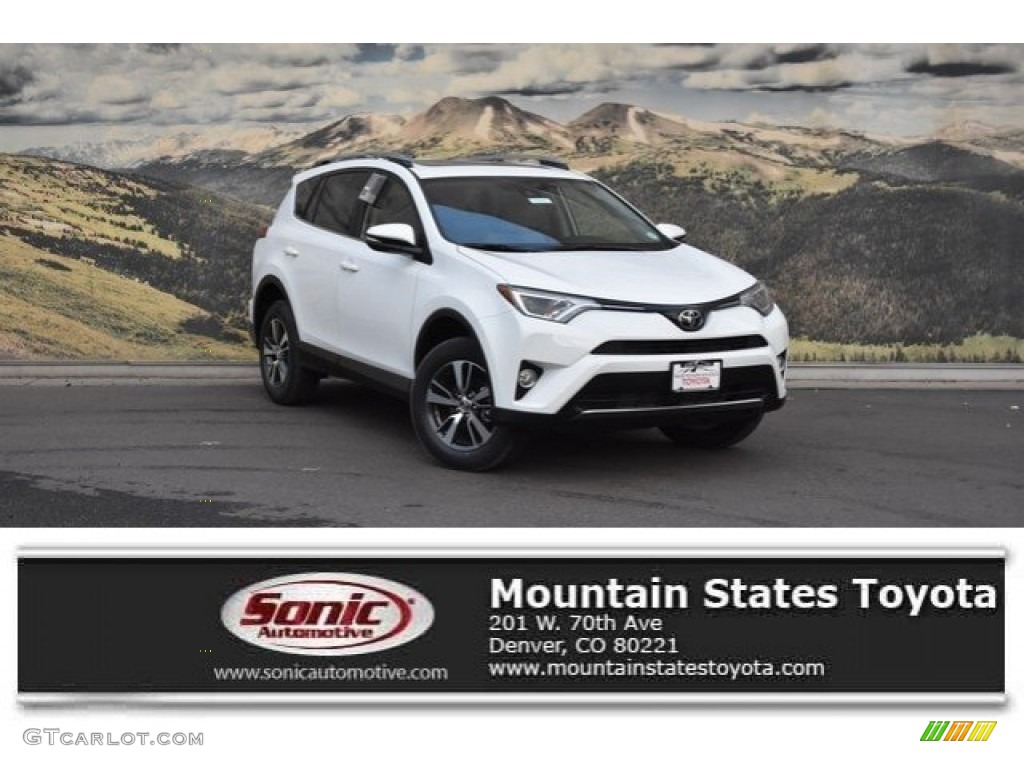 2018 RAV4 XLE AWD - Super White / Ash photo #1