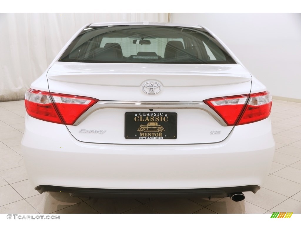 2015 Camry SE - Blizzard Pearl White / Black photo #18
