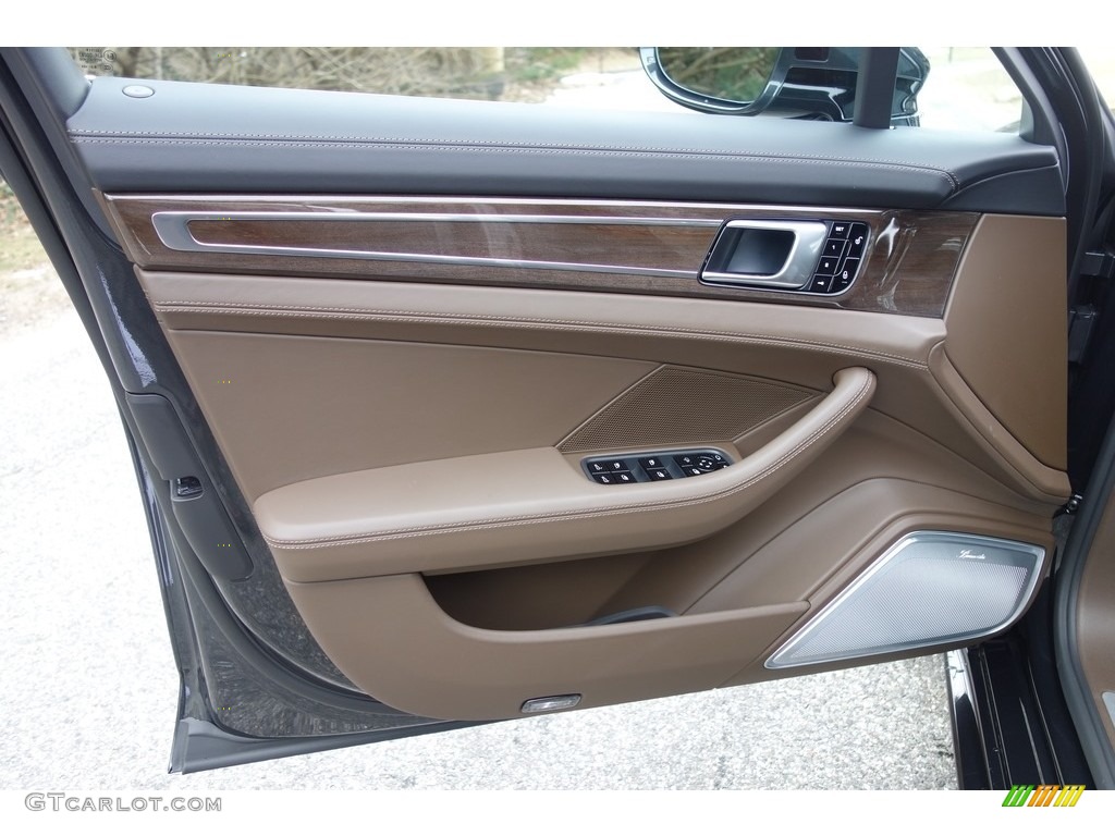 2018 Porsche Panamera Turbo Black/Saddle Brown Door Panel Photo #124924265