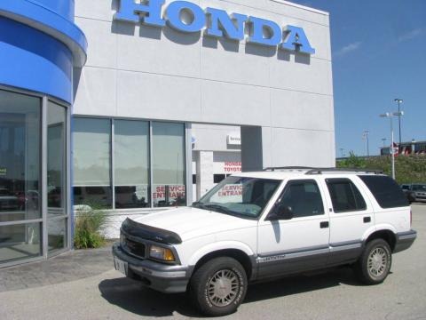 1996 GMC Jimmy SLE 4x4 Data, Info and Specs