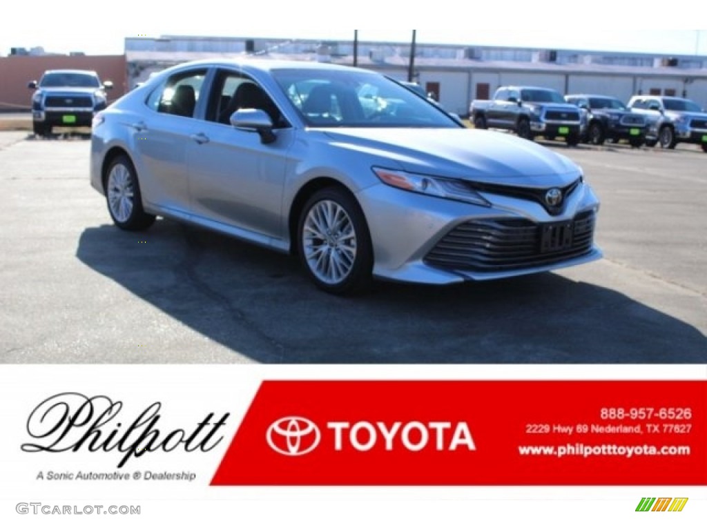 2018 Camry XLE V6 - Celestial Silver Metallic / Ash photo #1