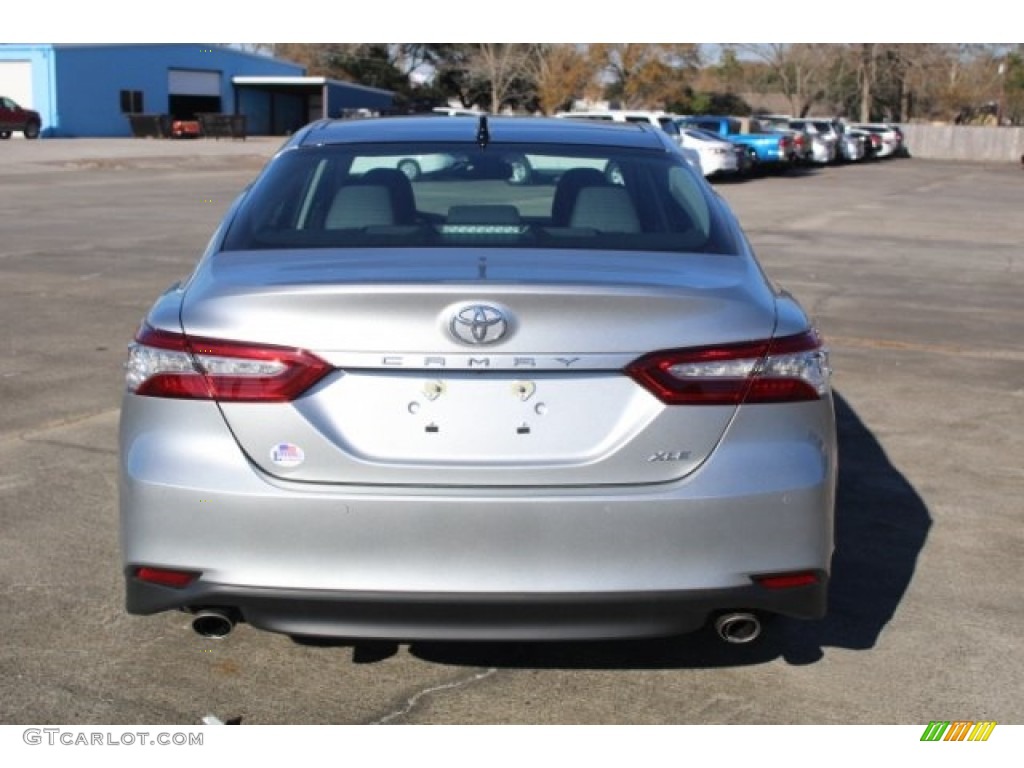 2018 Camry XLE V6 - Celestial Silver Metallic / Ash photo #7