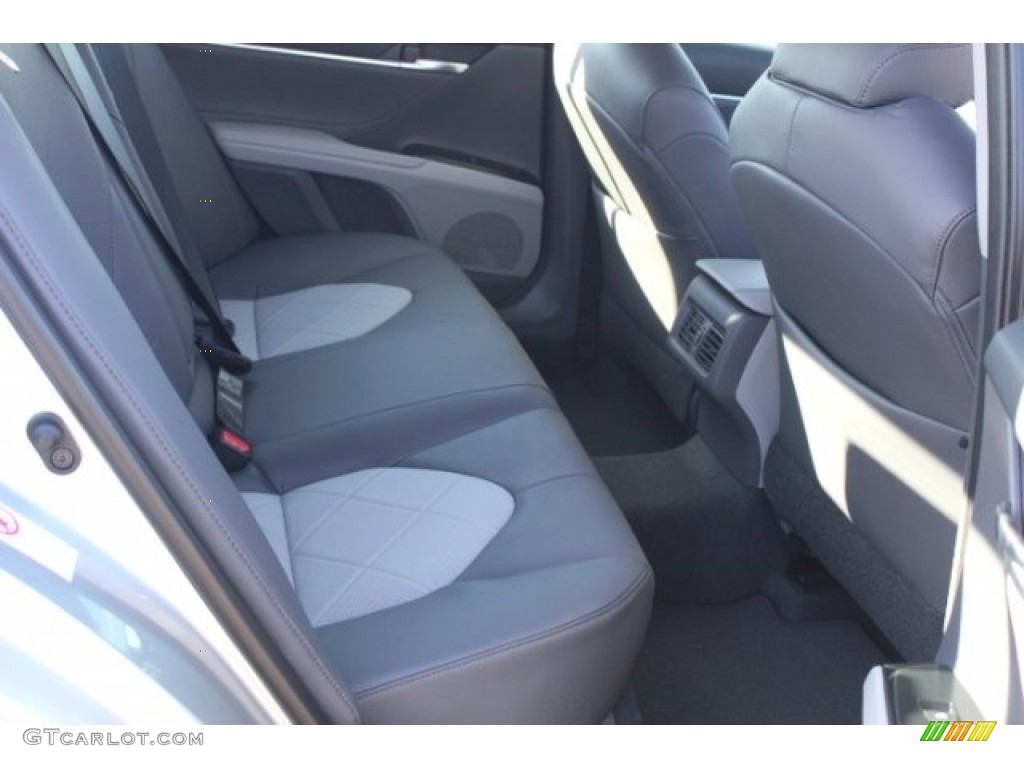 2018 Camry XLE V6 - Celestial Silver Metallic / Ash photo #27