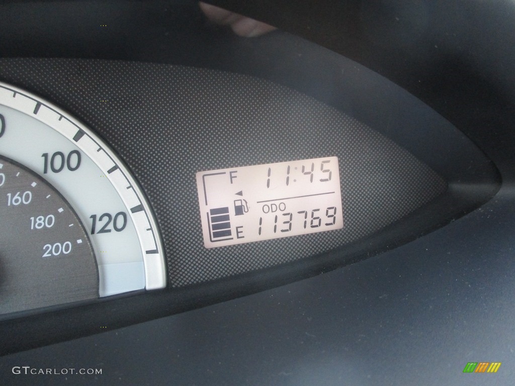 2007 Yaris Sedan - Silver Streak Mica / Dark Charcoal photo #19