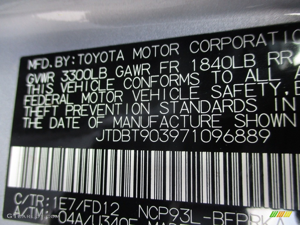 2007 Yaris Sedan - Silver Streak Mica / Dark Charcoal photo #20