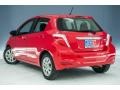 Absolutely Red - Yaris LE 5 Door Photo No. 10