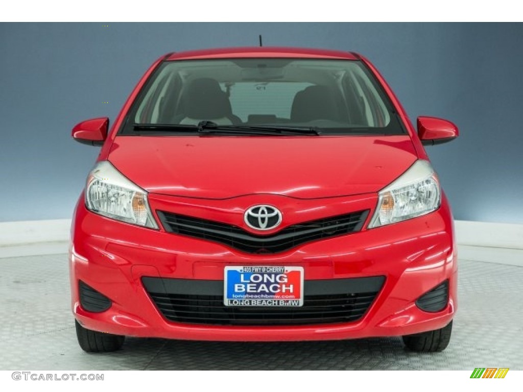 2014 Yaris LE 5 Door - Absolutely Red / Ash photo #26