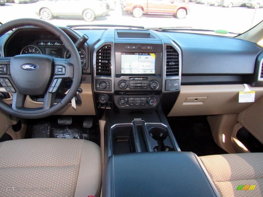 2018 F150 XLT SuperCrew 4x4 - White Gold / Light Camel photo #25