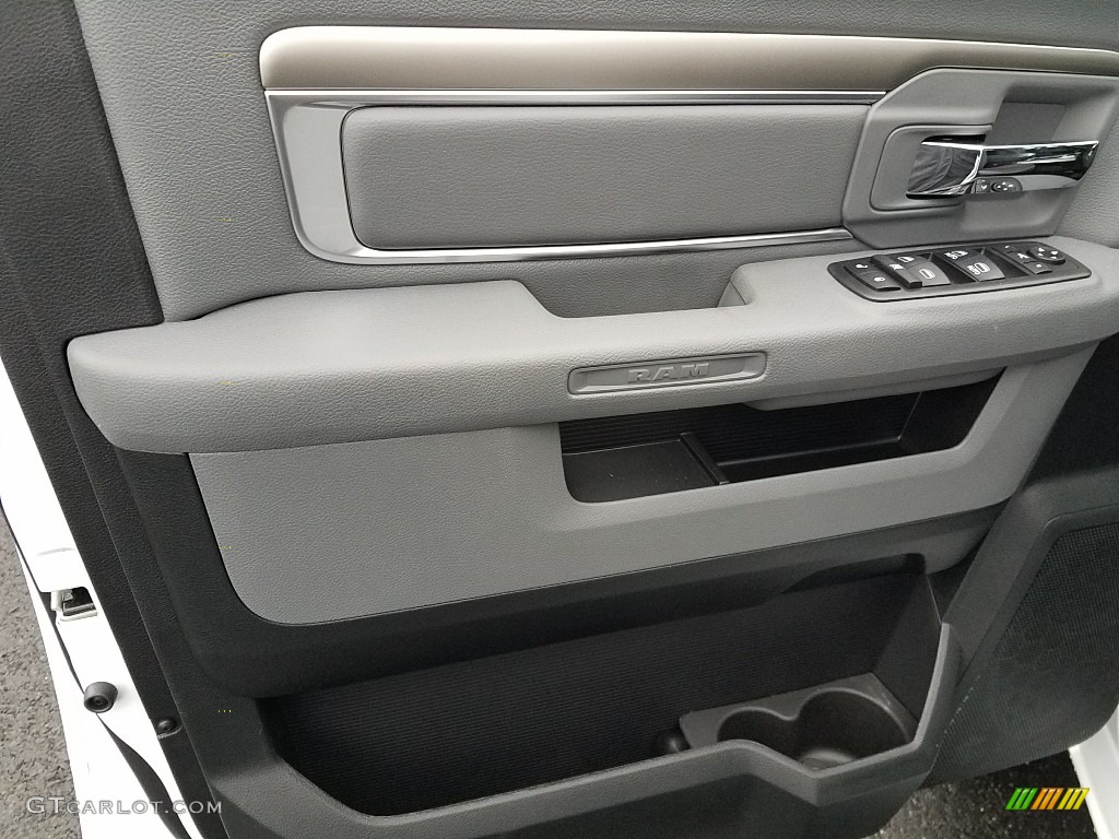 2018 1500 Big Horn Crew Cab 4x4 - Bright White / Black/Diesel Gray photo #8