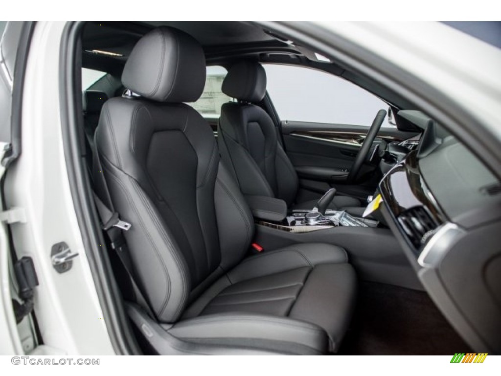 2018 5 Series 530i Sedan - Alpine White / Black photo #2