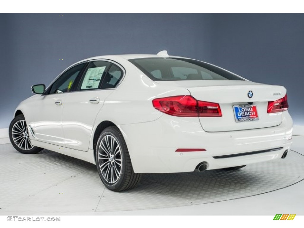 2018 5 Series 530i Sedan - Alpine White / Black photo #4