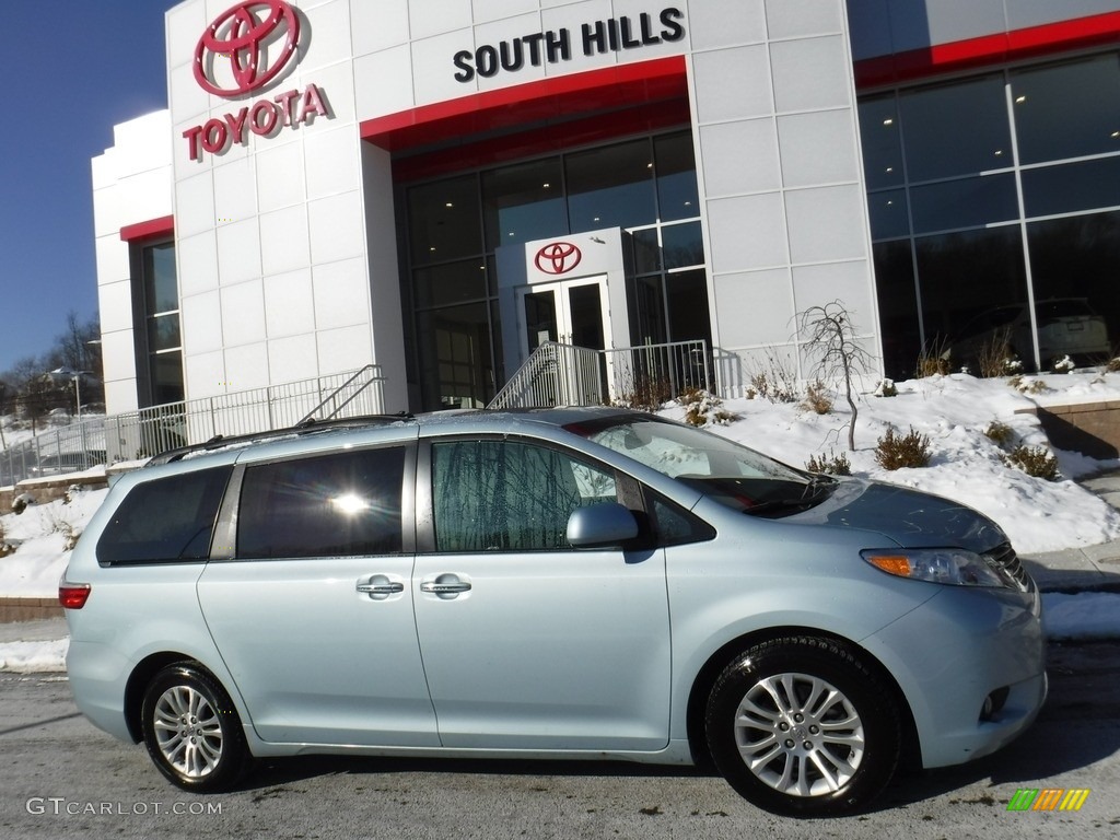 2015 Sienna XLE - Sky Blue Pearl / Ash photo #2