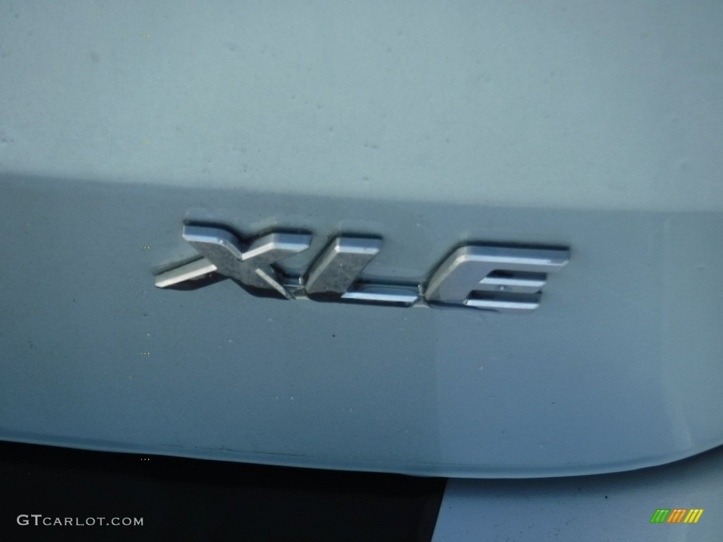 2015 Sienna XLE - Sky Blue Pearl / Ash photo #11