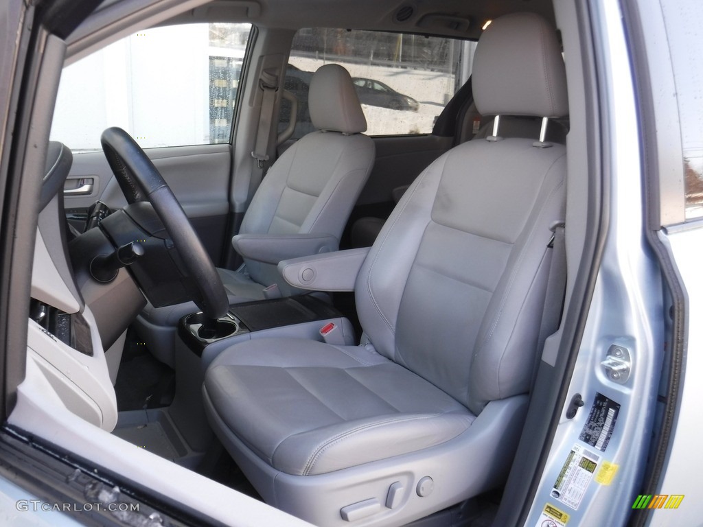 2015 Sienna XLE - Sky Blue Pearl / Ash photo #15