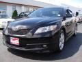 Black - Camry SE Photo No. 1