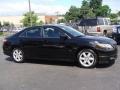 Black - Camry SE Photo No. 3