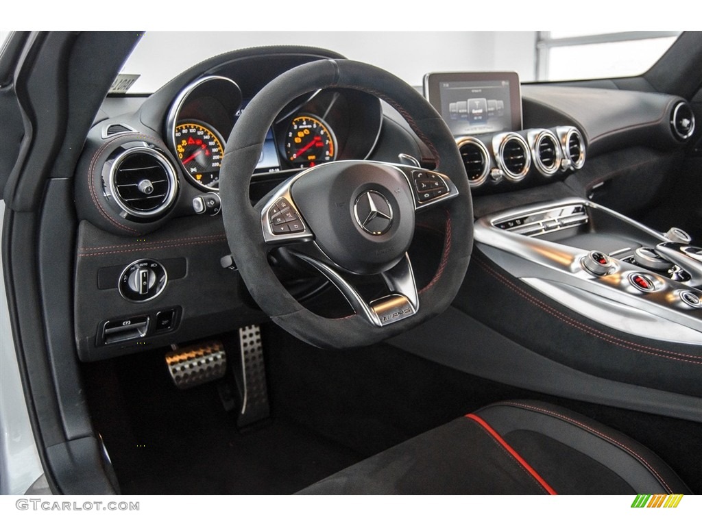 2018 Mercedes-Benz AMG GT S Coupe Black w/Dinamica Dashboard Photo #124956434