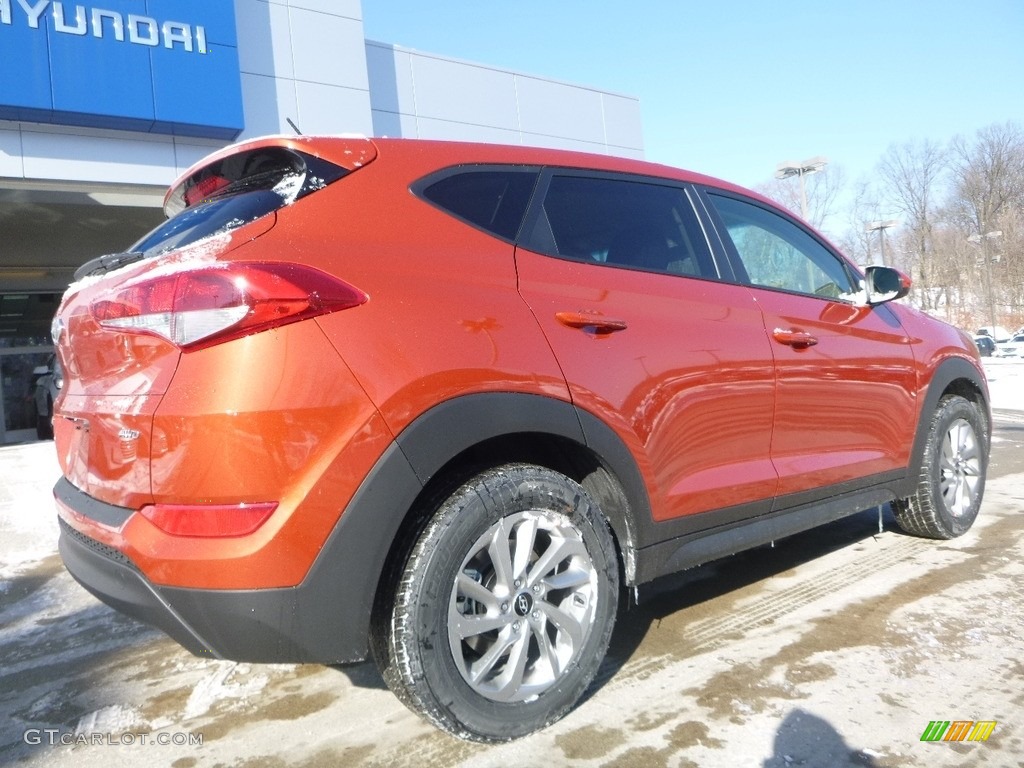 2018 Tucson SE AWD - Sedona Sunset / Black photo #2