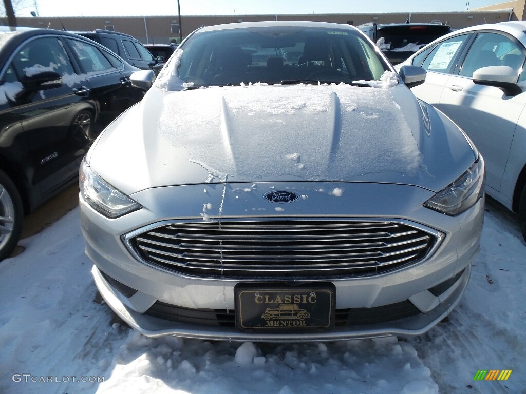 2018 Fusion SE - Ingot Silver / Ebony photo #2