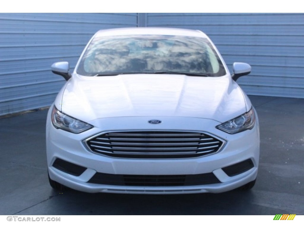 2018 Fusion Hybrid SE - White Platinum / Medium Light Stone photo #2