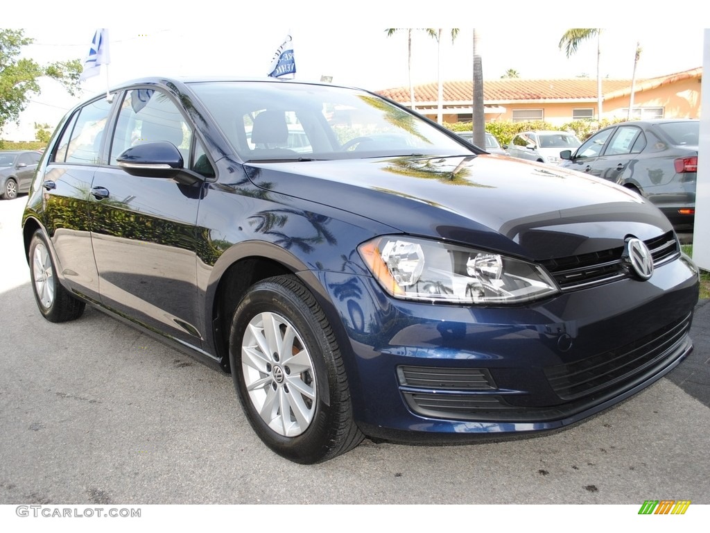 2015 Golf 4 Door 1.8T S - Night Blue Metallic / Black photo #2