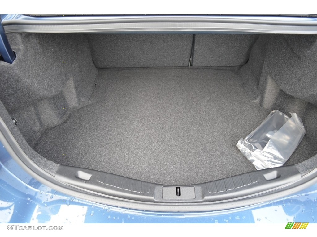 2018 Ford Fusion S Trunk Photos