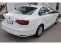 Pure White - Jetta S Photo No. 9
