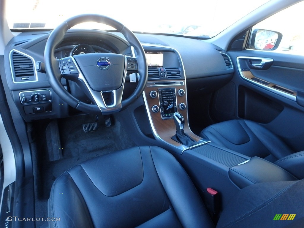 2017 XC60 T5 AWD Inscription - Luminous Sand Metallic / Off Black photo #17